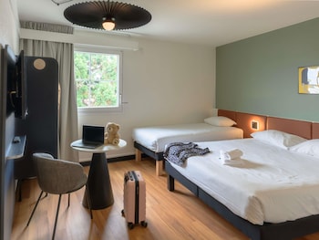 Standard Room, Multiple Beds