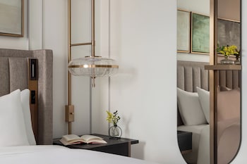Room, 1 King Bed (Fairmont)