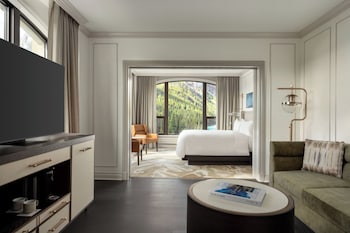 Suite, 1 Bedroom, Lake View