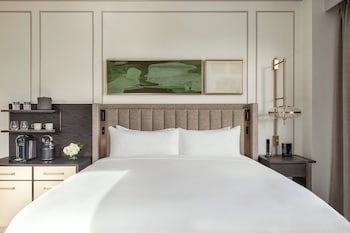 Room, 1 King Bed (Fairmont)