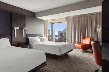 Room, 2 Double Beds (Hearing Accessible)
