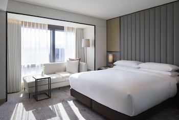 Classic Room, 1 King Bed, Accessible