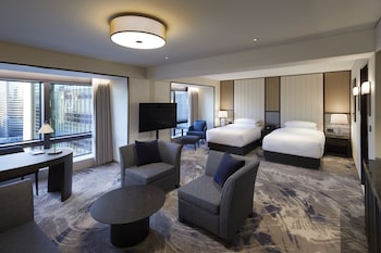 Junior Suite, 2 Twin Beds, Club Lounge Access