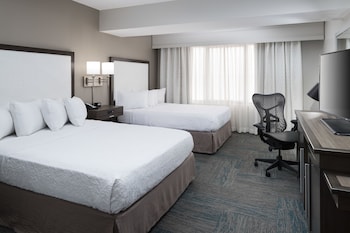 Room, 2 Queen Beds, Accessible, Bathtub (Mobility & Hearing)