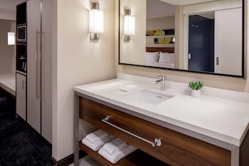 Suite, 1 Bedroom, City View