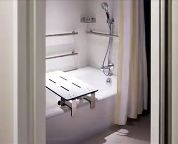 Room, 1 King Bed, Accessible, Bathtub (Partial Ocean View)