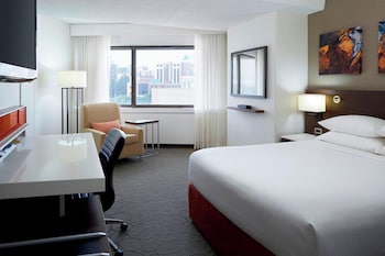 Deluxe Room, 1 Queen Bed