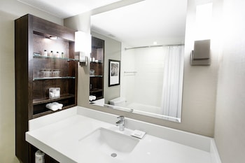 Premium Room, 1 King Bed