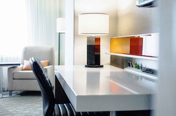 Premium Room, 1 King Bed