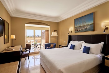 Deluxe Room, 1 King Bed (Nile View)