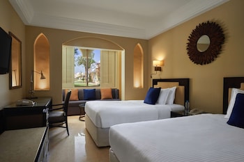 Superior Room, 2 Twin Beds, Garden View
