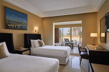 Deluxe Room, 2 Twin Beds (Nile View)
