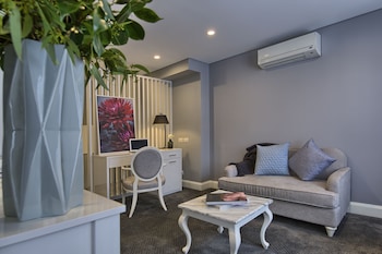 Crown Suite