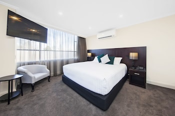 Accessible King Room