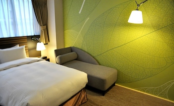 Metro Room