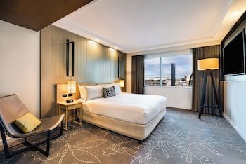 Club Room, Business Lounge Access, Darling Harbour Outlook