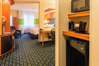 Suite, 1 King Bed with Sofa bed