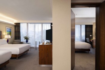 Twin Deluxe Sea View Room