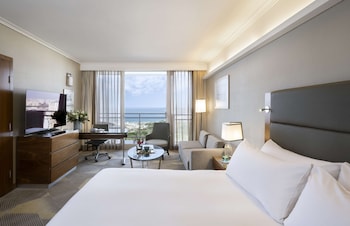 Studio City Executive Sea View Rooms