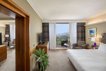 Plaza Executive Sea View Suite