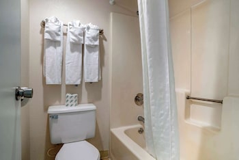 Standard Room, 2 Queen Beds, Non Smoking