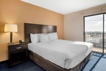 Standard Room, 1 King Bed, Non Smoking