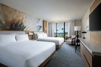 Room, 2 Queen Beds, Balcony, Oceanfront