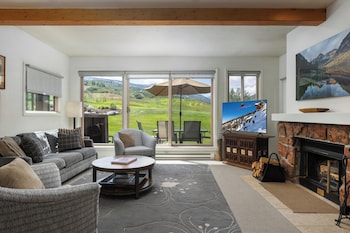Condo, 3 Bedrooms (Villas 1614)