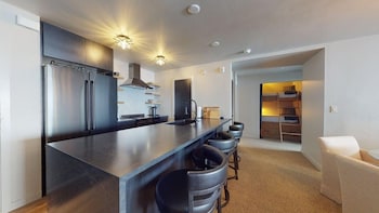 Condo, 1 Bedroom (Villas 1205)