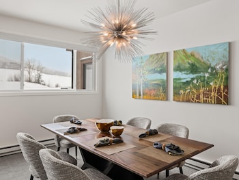 Condo, 2 Bedrooms (Villas 1527)