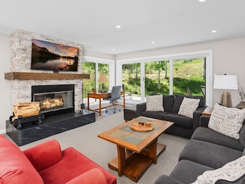 Condo, 2 Bedrooms (Villas 1107)