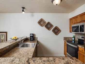 Condo, 1 Bedroom (Villas 1202)