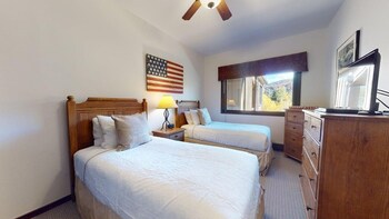 Condo, 2 Bedrooms (Villas 1635)