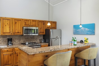 Condo, 2 Bedrooms (Villas 1637)
