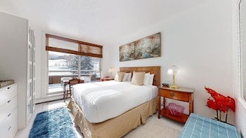 Condo, 2 Bedrooms (Villas 1420)