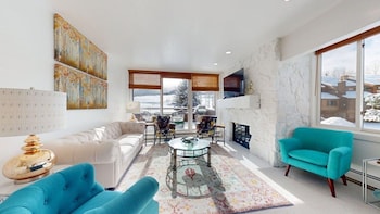 Condo, 2 Bedrooms (Villas 1420)