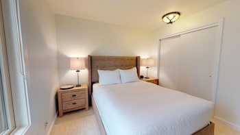 Condo, 2 Bedrooms (Villas 1101)