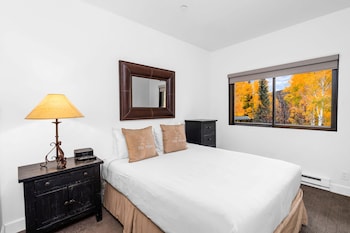 Condo, 2 Bedrooms (Villas 1624)