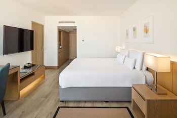 Sea View Premium One Bedroom Suite, Peacock Lounge, Private Beach & Splash Park