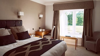 Classic Double or Twin Room (with a Single Bed)