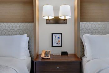 Standard Room, 2 Queen Beds