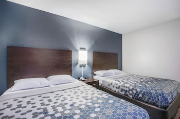 Room, 2 Queen Beds, Accessible, Non Smoking