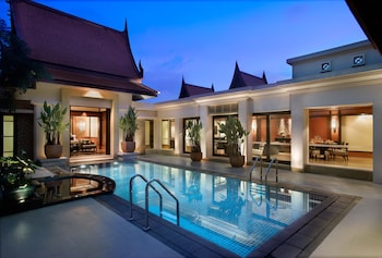 Grand Two Bedroom Pool Villa