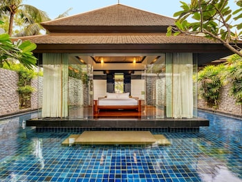 One Bedroom Double Pool Villa