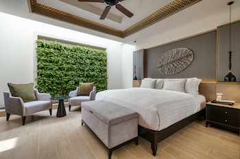 Serenity Three Bedroom Pool Residence