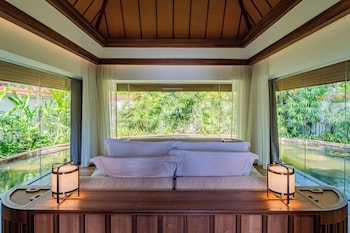 Spa Pool Villa