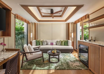 Spa Pool Villa