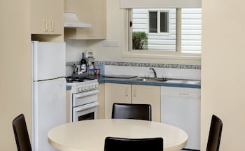 Queenscliff 2 Bedroom Cabin