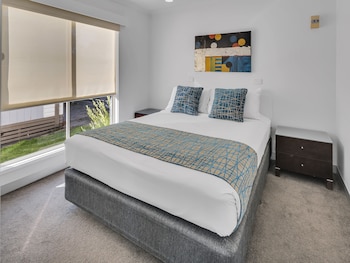 Queenscliff 2 Bedroom Cabin