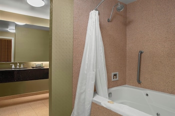 Suite, 2 Bedrooms, Balcony, River View